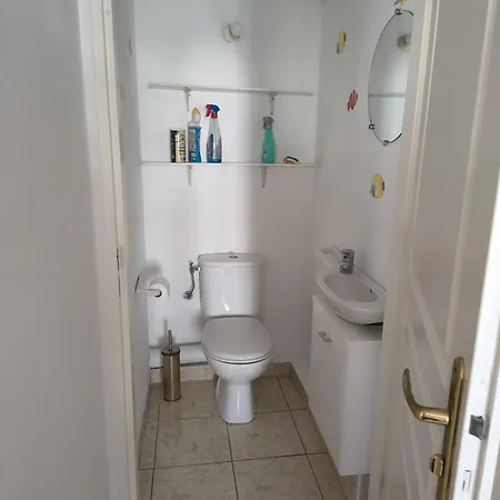 Apartment With Pool, Parking, Close To The