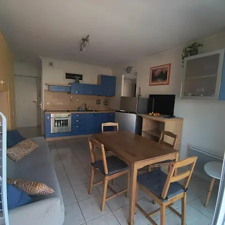 Apartamento With Pool, Parking, Close To The *